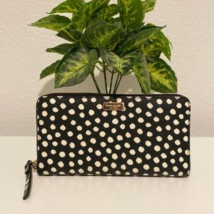 Kate Spade Zip Wallet